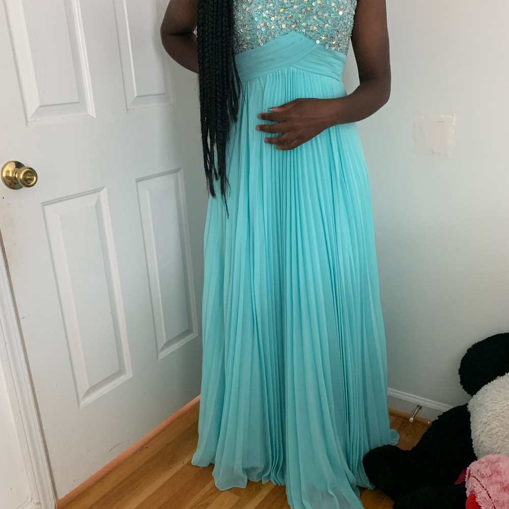 Prom Dress - Picture 5 of 5
